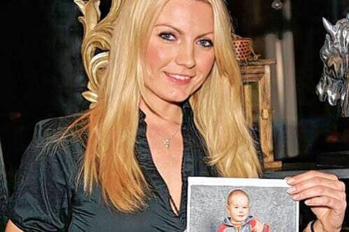 Sammelt Geld für einen herkranken Buben: Playmate Erika Zivkovic aus Fürth.
