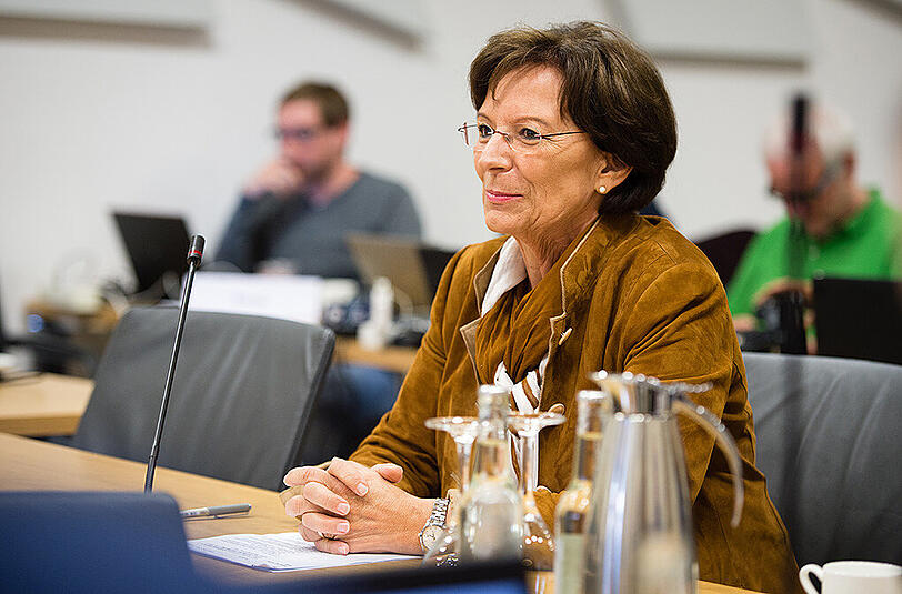 Sozialministerin Emilia Müller hat den Reformvorschlag erarbeitet.