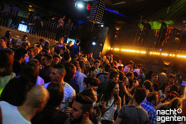 Die besten Party-Bilder vom Samstag. Hier im Jack Rabbit.