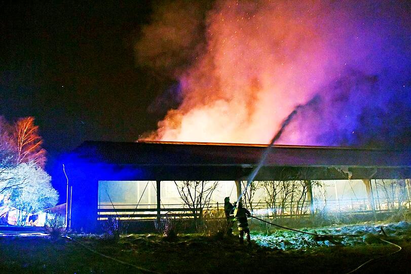Bilder vom Großeinsatz der Feuerwehr in Aying.