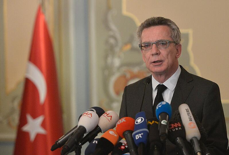 Bundesinnenminister Thomas De Maiziere machte sich vor Ort in Istanbul ein Bild.