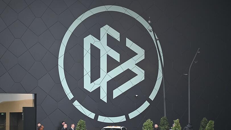 Der DFB ist bei der Gründung eines Ligaverbandes womöglich außen vor. (Archivbild)