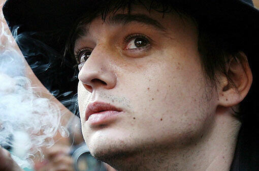 War er's? Pete Doherty soll in einem Geschäft eine Gitarre gestohlen haben.