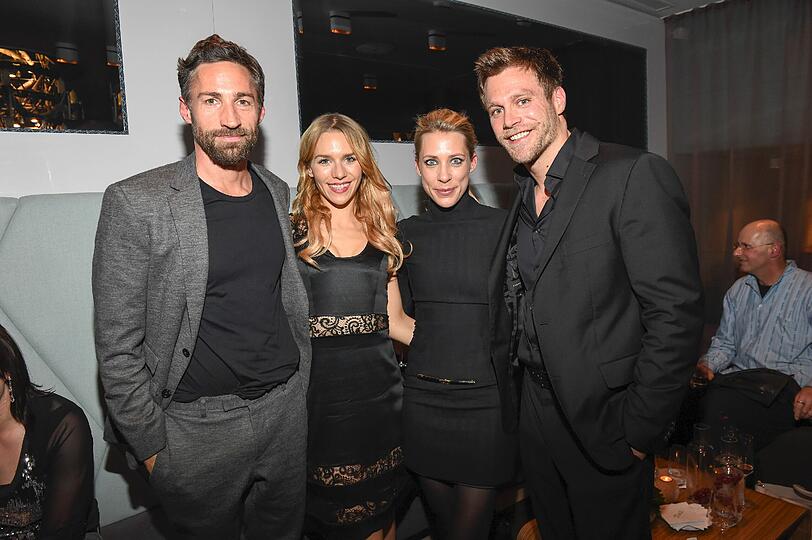 Benjamin Sadler und Julia Dietze mit Marissa und Ken Duken (v.l.)