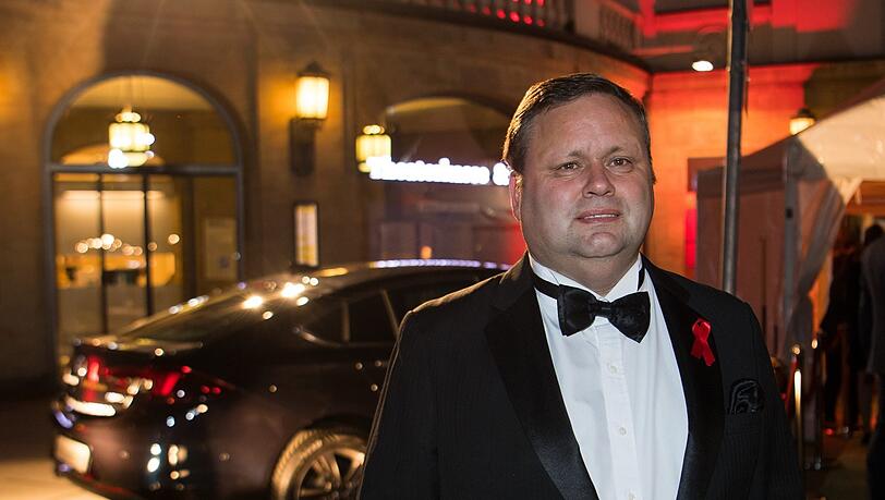 S&auml;nger Paul Potts kommt zur 13. Hope Gala ins Schauspielhaus Dresden.