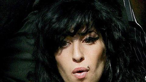 Amy Winehouse muss Strafe zahlen