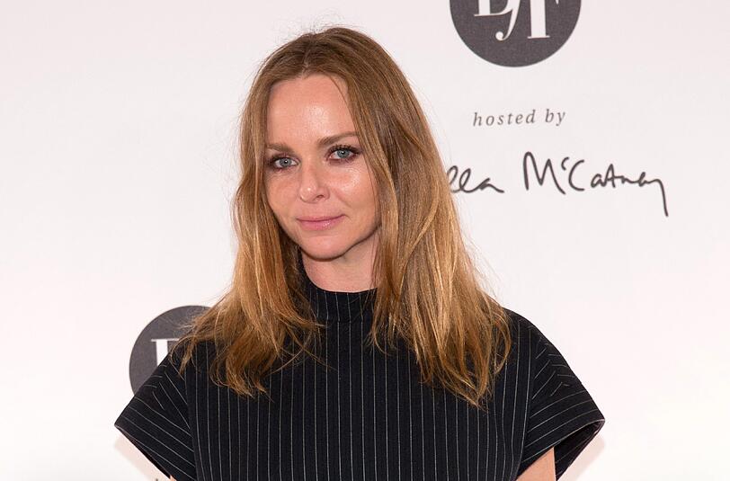 Die britische Designerin Stella McCartney findet die Mode-Industrie "einfach altmodisch".