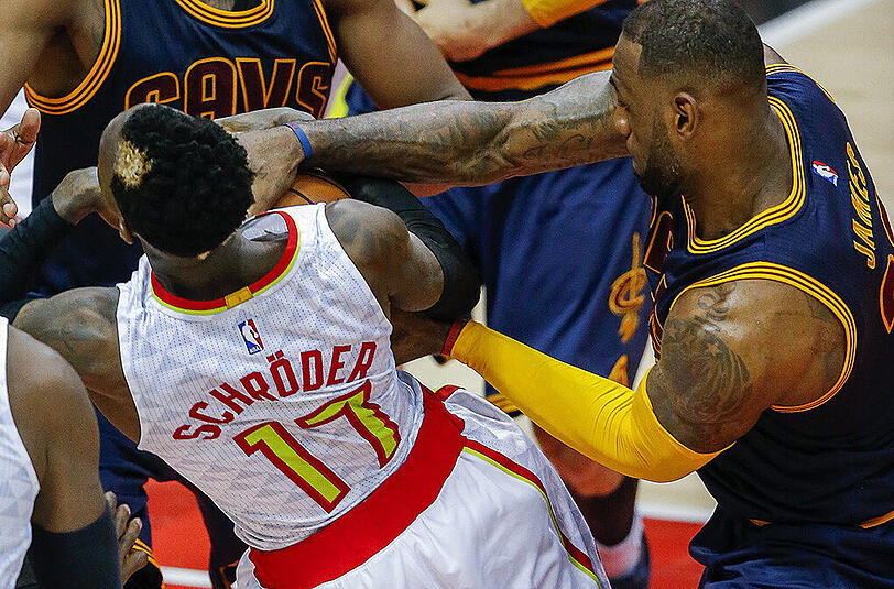 Dennis Schröder scheitert mit den Atlanta Hawks an LeBron James und seinen Cleveland Cavaliers.