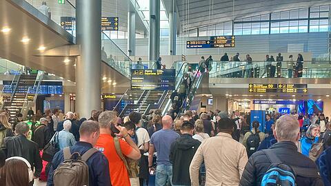 Die Lage am Flughafen Kopenhagen am Vormittag.