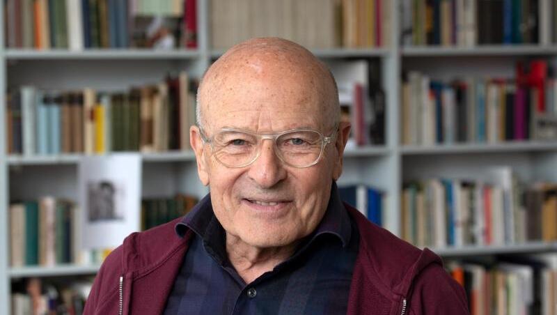 Volker Schlöndorff hofft, dass sich die Kanzlerin nicht in den Ruhestand verabschiedet. Volker Schlöndorff hofft, dass sich die Kanzlerin nicht in den Ruhestand verabschiedet.