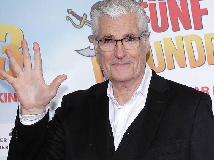 Sky du Mont auf einer Filmpremiere