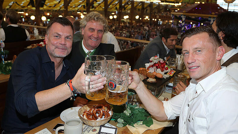 Thomas Helmer (l.), Jean-Marie Pfaff (m.) und Ivica Olic.
