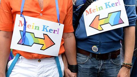 Teilnehmer beim Christopher Street Day (CSD) 2015 in Berlin.
