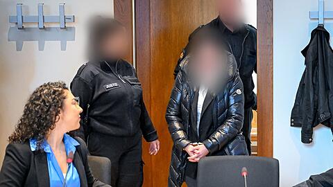 Vor dem Bremer Landgericht hat der Prozess um einen spektakulären Millionendiebstahl begonnen.