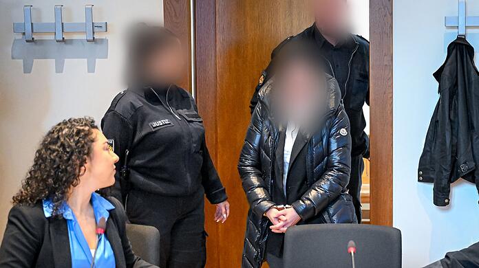 Vor dem Bremer Landgericht hat der Prozess um einen spektakulären Millionendiebstahl begonnen.