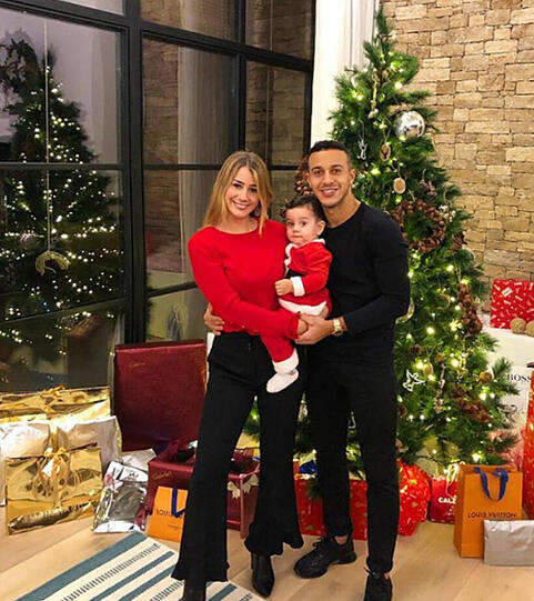 Thiago sendet Weihnachtsgrüße aus seiner Heimat Spanien.