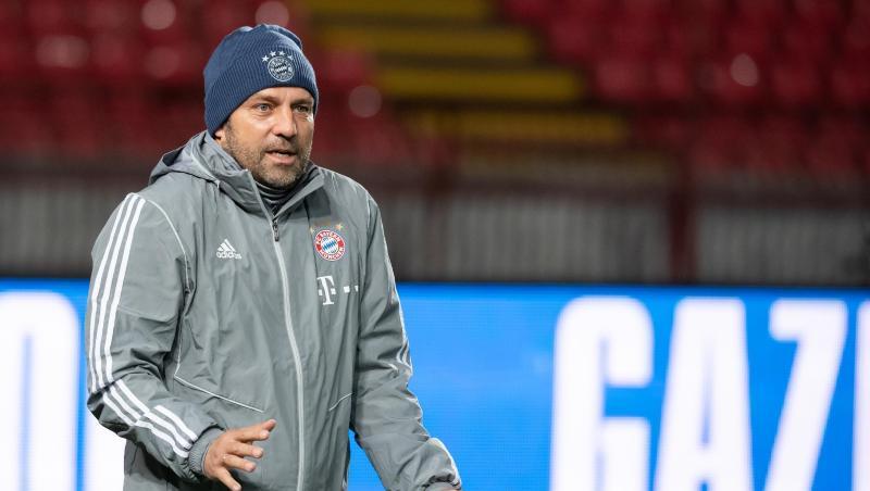 Mit Bayern in der Erfolgsspur: Bayerns Interimscoach Hansi Flick. Mit Bayern in der Erfolgsspur: Bayerns Interimscoach Hansi Flick.