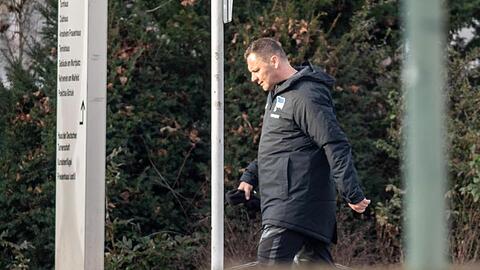 Pal Dardai kommt zum ersten offiziellen Training von Hertha BSC.