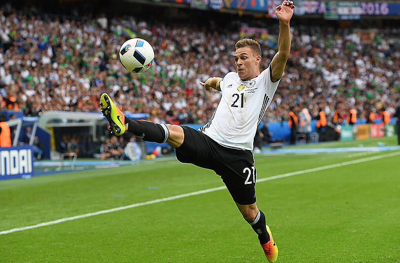 Joshua Kimmich überzeugte bei seinem EM-Debüt. Erlobte das Team, kritisierte aber auch.