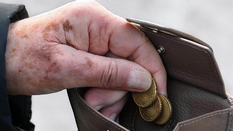 2015 waren 20,8 Prozent aller Menschen im Alter von 55 und älter von Armut oder sozialer Ausgrenzung bedroht.