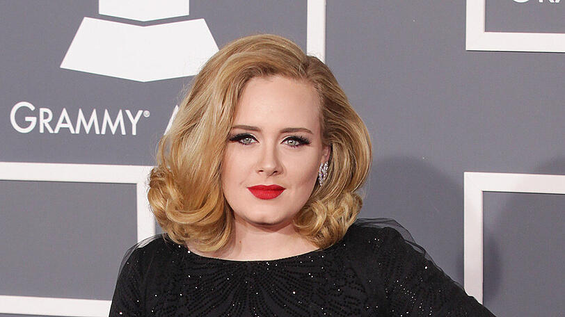 Adele rockte am Wochenende die Hochzeit ihrer besten Freundin.
