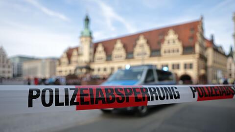 Zwei Menschen sind nach Angaben eines Sprechers der Stadt Leipzig gestorben.