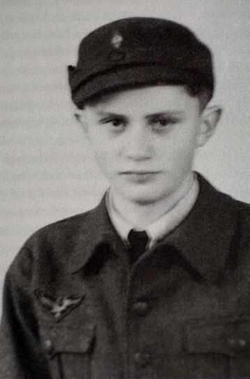 Umstrittenes Bild: Joseph Ratzinger wurde 1943 als Luftwaffenhelfer eingesetzt.