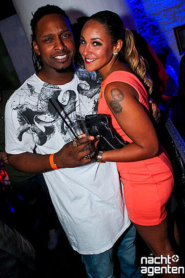 Die besten Partybilder vom Samstag. Hier aus dem Crown's Club.