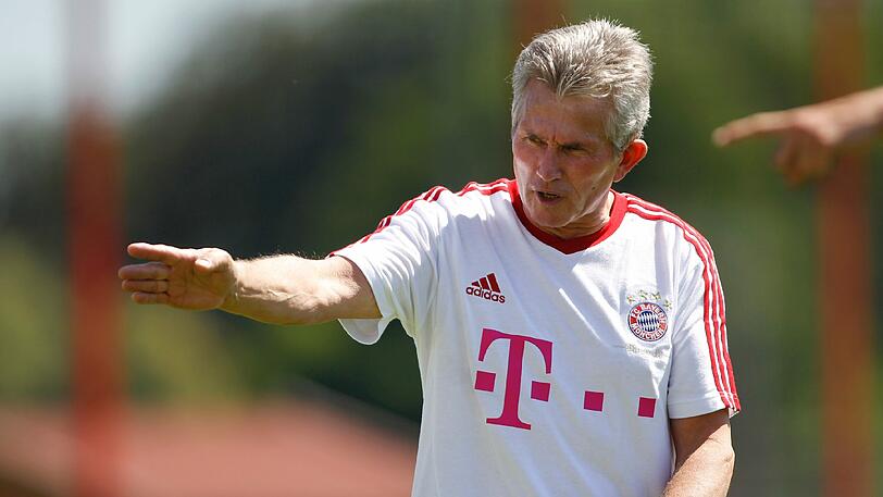 Jupp Heynckes hatte bei seiner 
Rückkehr zu Bayern München nur einen Rumpfkader zur Verfügung. Bei 
der ersten Trainingseinheit am Montag standen gerade einmal sieben 
Profis auf dem Platz. Die Bilder