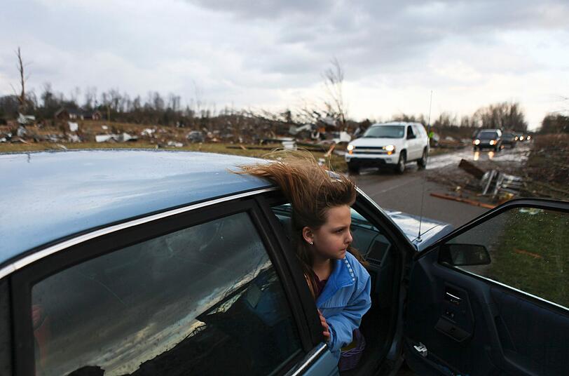 Gleich mehrere Tornados fegten am Freitag über die USA hinweg. Mindestens 28 Menschen kamen ums Leben.