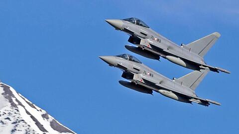 Österreich hatte sich 2003 für den Kauf von 18 Eurofightern entschlossen, später wurde auf 15 Jets abgespeckt.