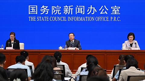 Chinas Statistiker f&uuml;hren den Wachstumsr&uuml;ckgang im zweiten Quartal auf "&auml;u&szlig;ere Faktoren" zur&uuml;ck.