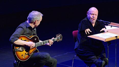 Quasthoff (r) wandte sich 2012 verst&auml;rkt dem Jazz zu. (Archivbild)