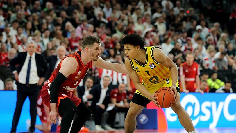 In Andreas Obst (l) und Jack Kayil trafen zwei deutsche Nationalspieler aufeinander.