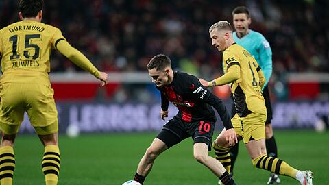 Die Leverkusener um Florian Wirtz (M) mussten zum zweiten Mal in dieser Saison Punkte abgeben.