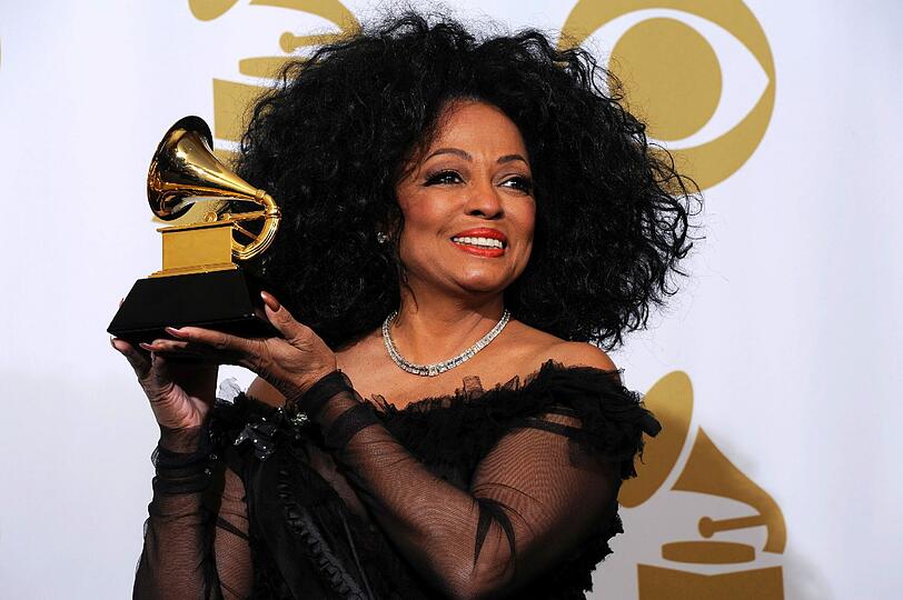 Grammys: Triumph für Adele, Tränen für Whitney Houston - Promis - Abendzeitung München