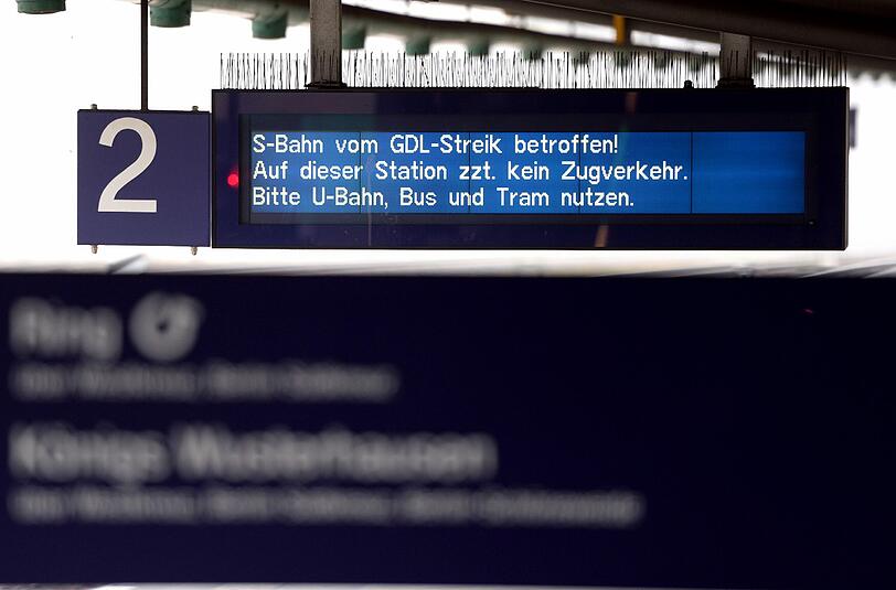 Die Bahn steht vor dem längsten Streik ihrer 20-jährigen Geschichte. Die Lokführer wollen mehr als vier Tage die Arbeit ruhen lassen - zum Leidwesen der Pendler und Reisenden.