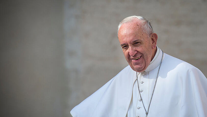 Im Umfeld von Papst Franziskus tauchen immer mehr Corona-Fälle auf.