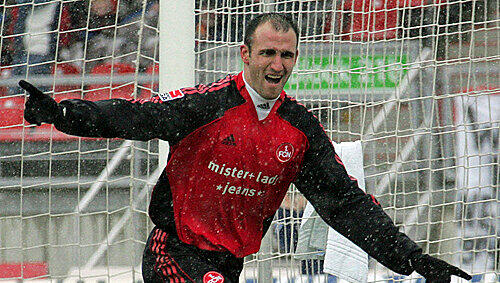 Mit Stuttgart auf zu neuen Taten? Robert Vittek. Mit Stuttgart auf zu neuen Taten? Robert Vittek.
