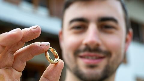 Was ein Metzger im Magen der Kuh "Herzal" fand, war nicht nur f&uuml;r ihn eine &Uuml;berraschung. (Archivbild)