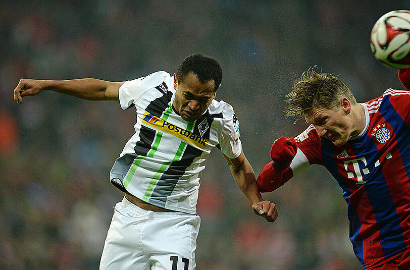 Bald Teamkollegen? Gladbachs Raffael (l.) und Bayerns Schweinsteiger. Die Gerüchteküche brodelt...