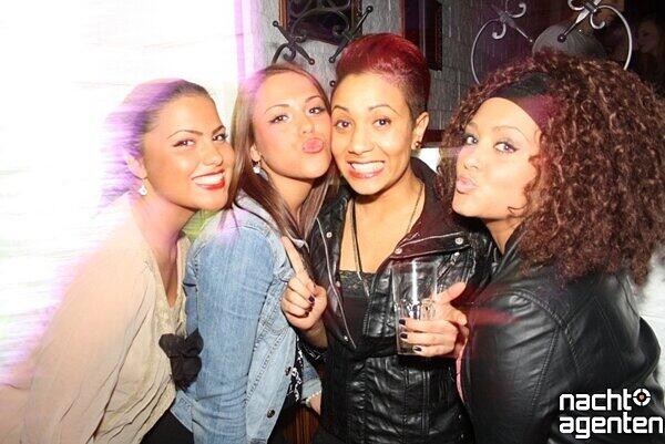 Garden & Restaurant im Crown?s Club am Samstag (07.01.2012). Noch mehr Fotos unter: www.nachtagenten.de.
