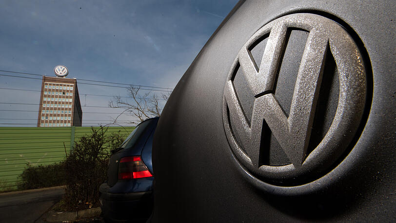 Volkwagen muss eine Aufstockung der Vorsorge für das Rückruf- und Nachrüstprogramm der 2,0-Liter-Dieselwagen in Nordamerika vornehmen. Volkwagen muss eine Aufstockung der Vorsorge für das Rückruf- und Nachrüstprogramm der 2,0-Liter-Dieselwagen in Nordamerika vornehmen.