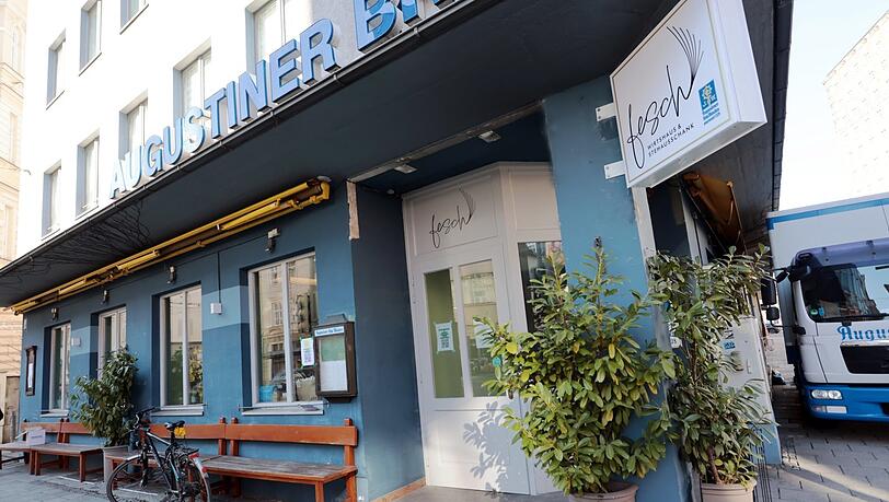 Eine queere Wirtschaft an der Ecke gehört definitiv zum Viertel. Eine queere Wirtschaft an der Ecke gehört definitiv zum Viertel.