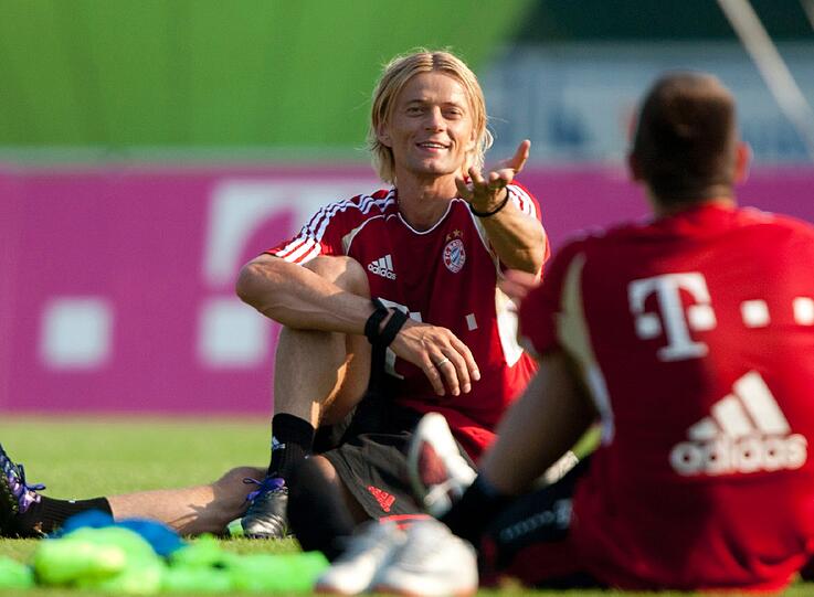 Bayern Training mit Spezial-Gast Uli Hoeneß: Die Bilder vom Gardasee