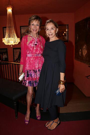 Dr. Antje-Katrin Kühnemann und Monika Peitsch.
