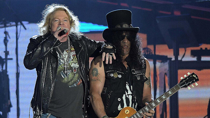 Axl Rose und Slash bei einem Auftritt von Guns N' Roses in Rio