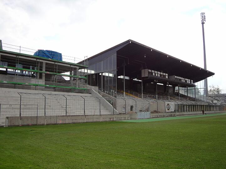 Der Umbau des Grünwalder Stadions schreitet voran.