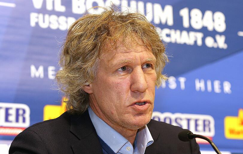 Der Bochumer Trainer Gertjan Verbeek hält offenbar nicht viel von Journalisten.