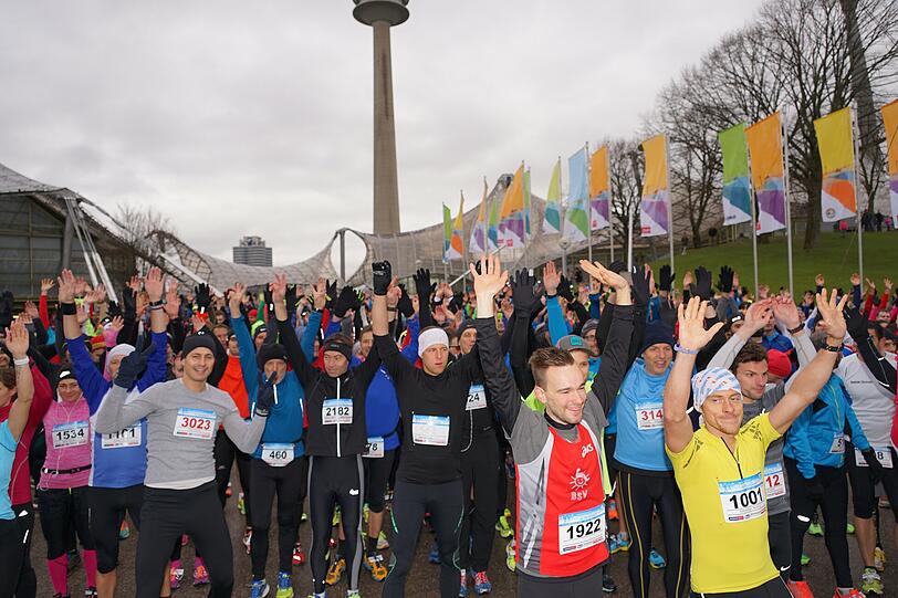 Ambitionierte Profis und Freizeitsportler absolvierten am Samstag  zum Abschluss der Winterlaufserie 20 km im Olympiapark. Hier sehen Sie alle Bilder.